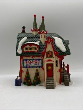 Department 56 1997 Vintage HVC North Pole Series Santa’s Light Shop 56397 EUC